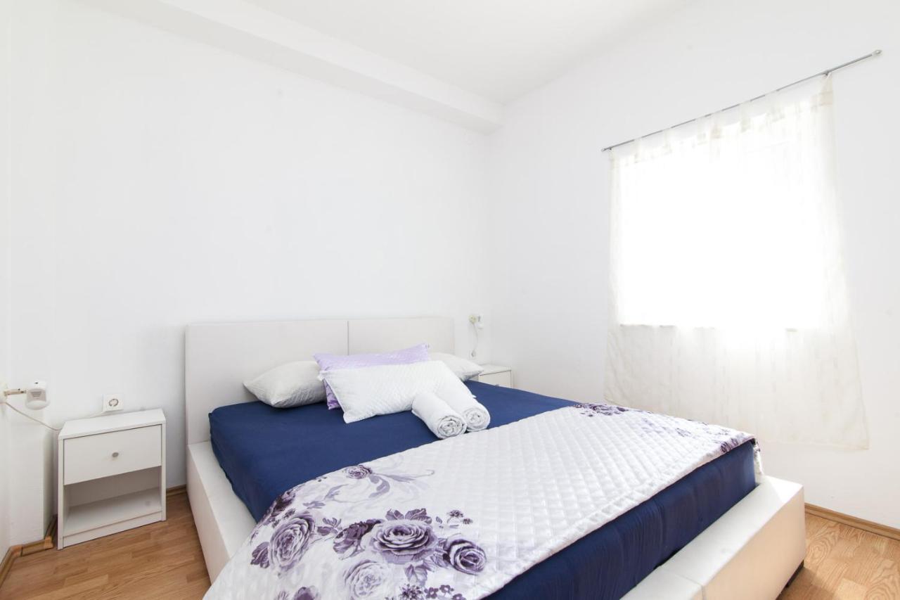 Villa Kuca Ella à Vinišće Extérieur photo