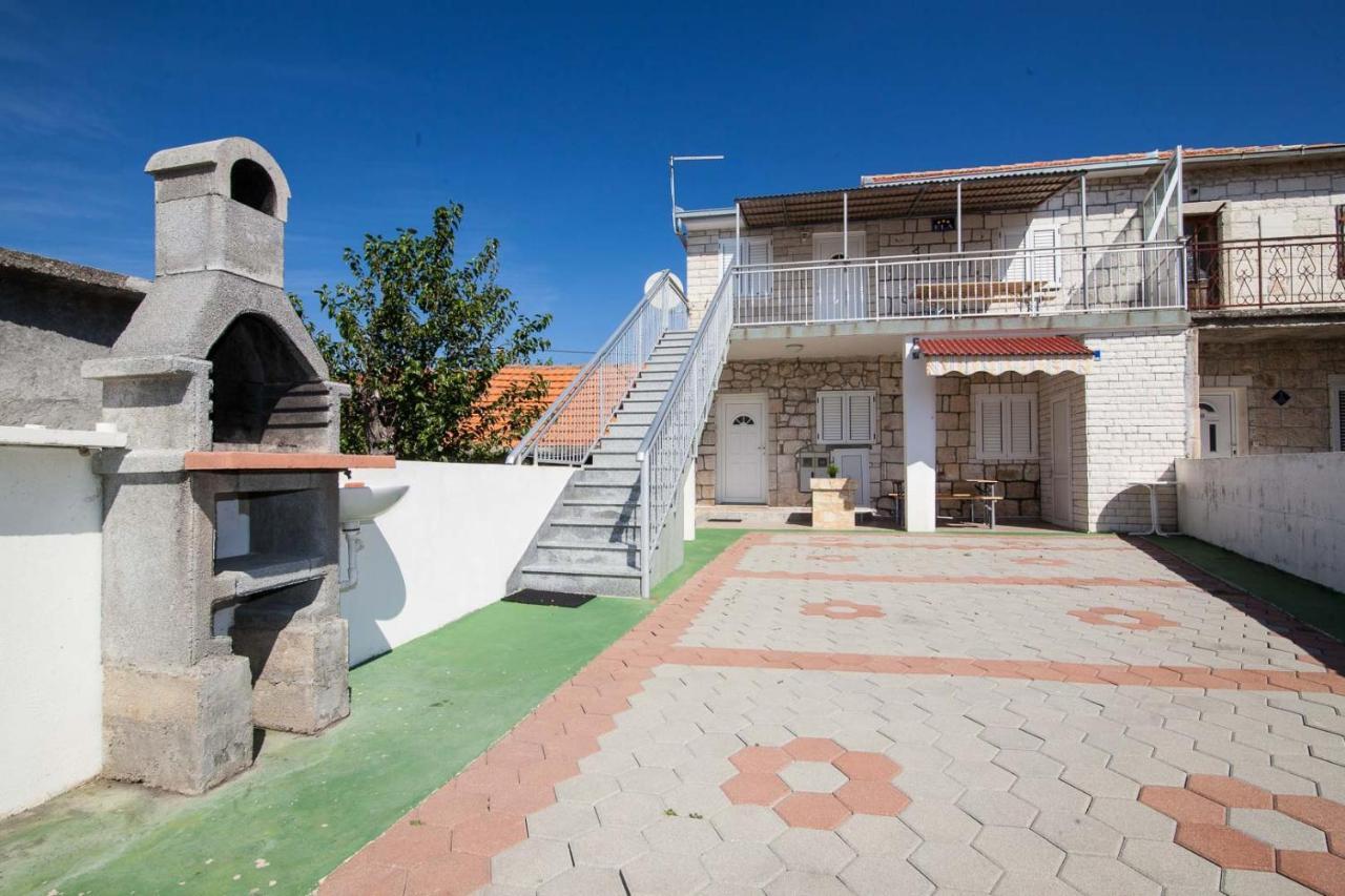 Villa Kuca Ella à Vinišće Extérieur photo